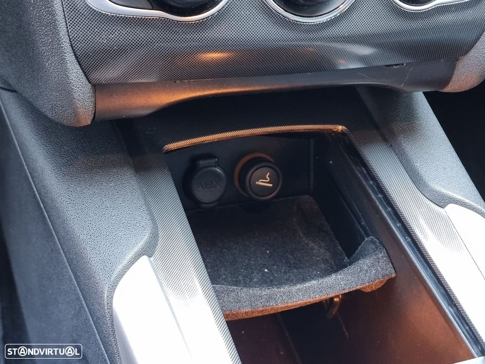 Citroën C4 1.6 e-HDi Exclusive CMP6 - 11