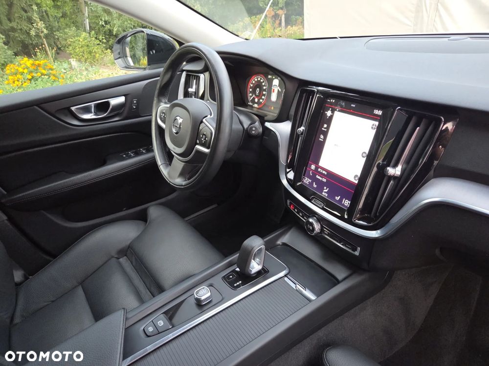 Volvo V60 B3 B Geartronic Momentum Pro - 9