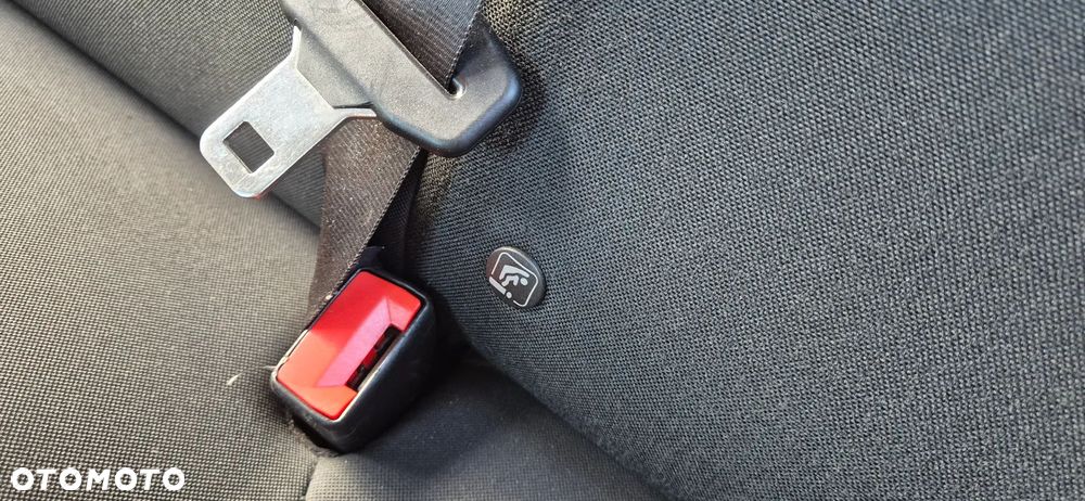 Ford Fiesta 1.1 Trend - 25