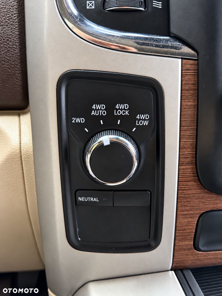 Dodge RAM 5.7 4x4 - 14