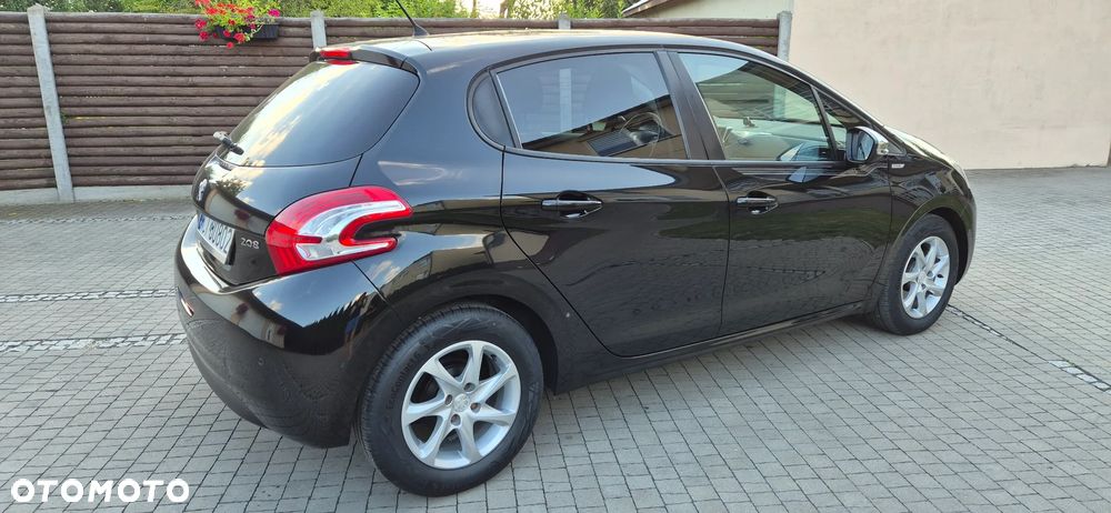 Peugeot 208 1.2 VTi Style - 5