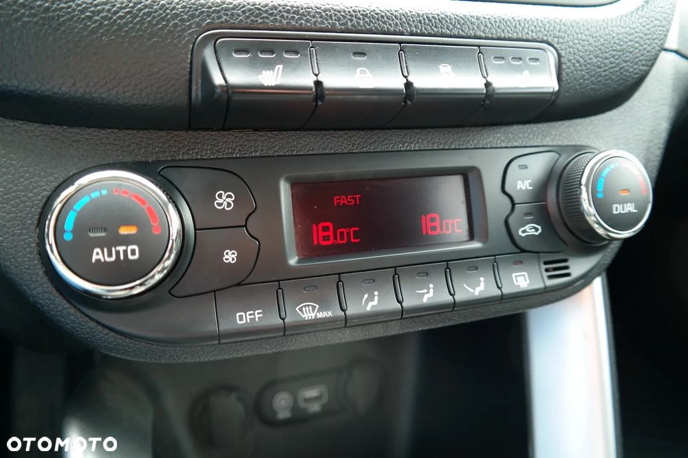 Kia Ceed 1.4 L - 27