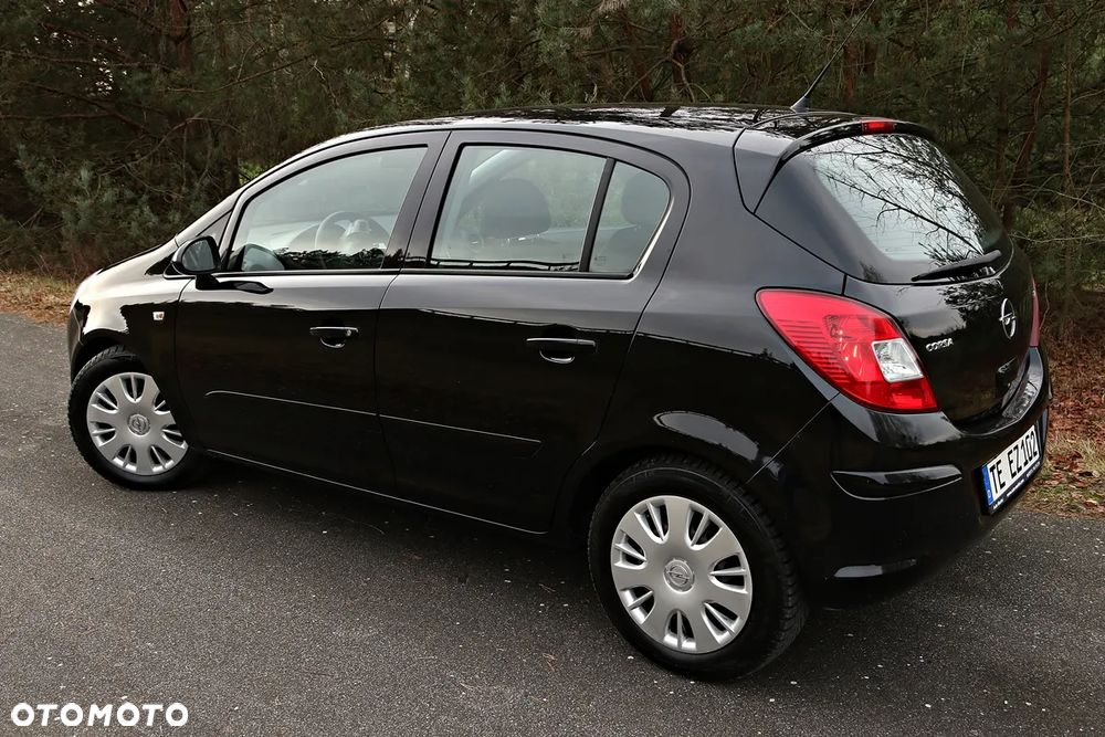 Opel Corsa 1.2 16V - 21