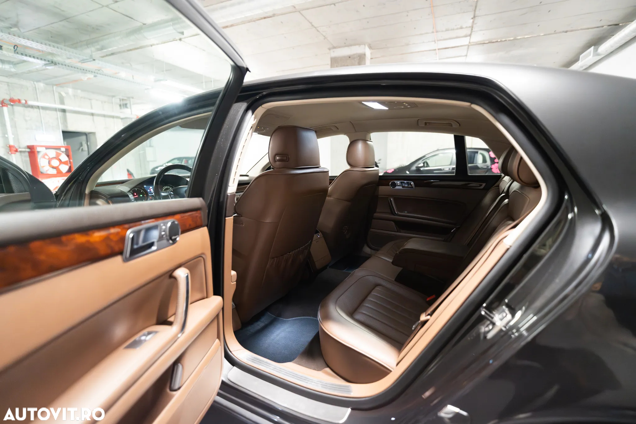 Volkswagen Phaeton 3.0 V6 TDI DPF 4MOTION Tiptronic - 4