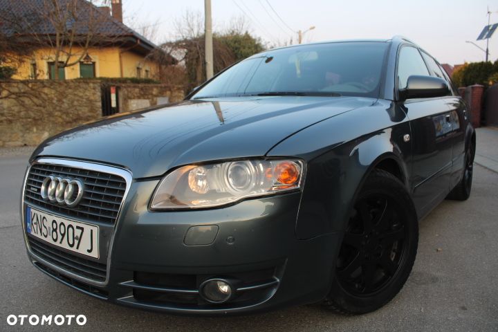 Audi A4 Limousine - 10