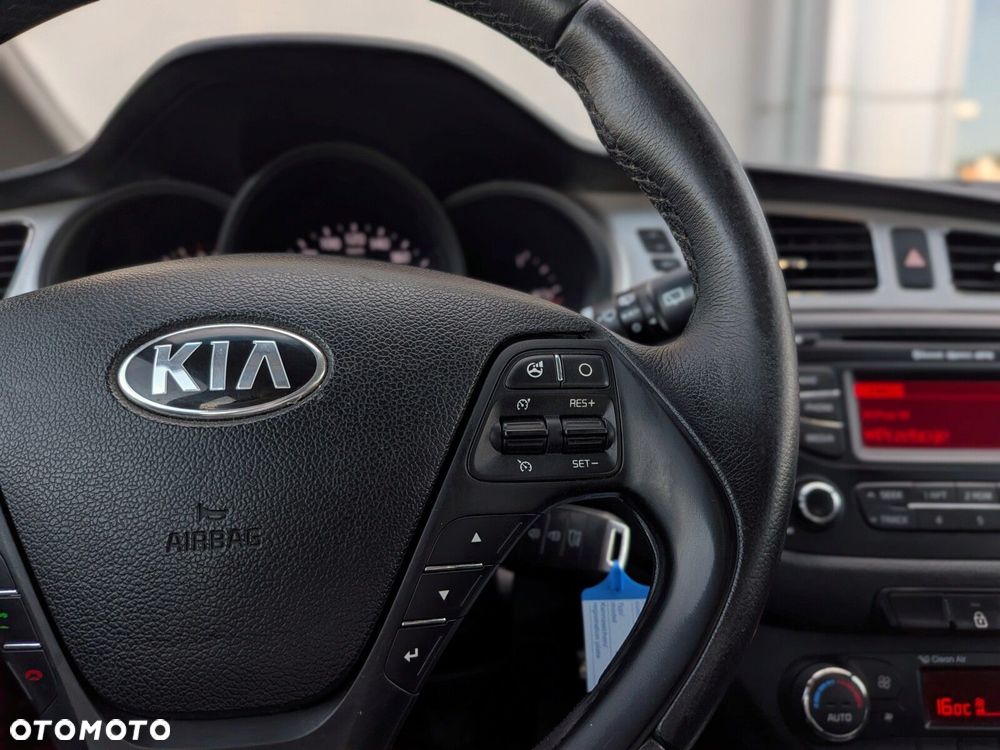 Kia Ceed 1.6 GDI L - 19
