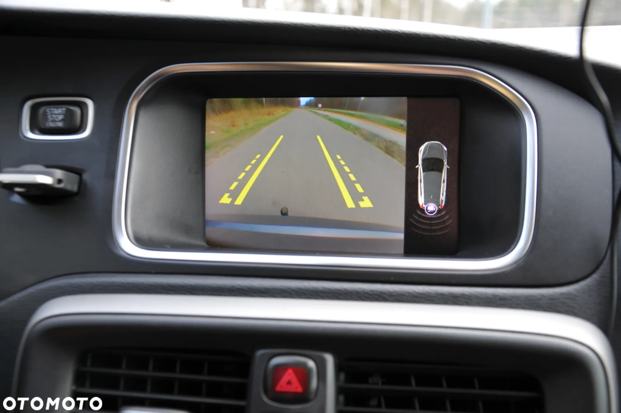 Volvo V40 D2 Drive-E Momentum - 26