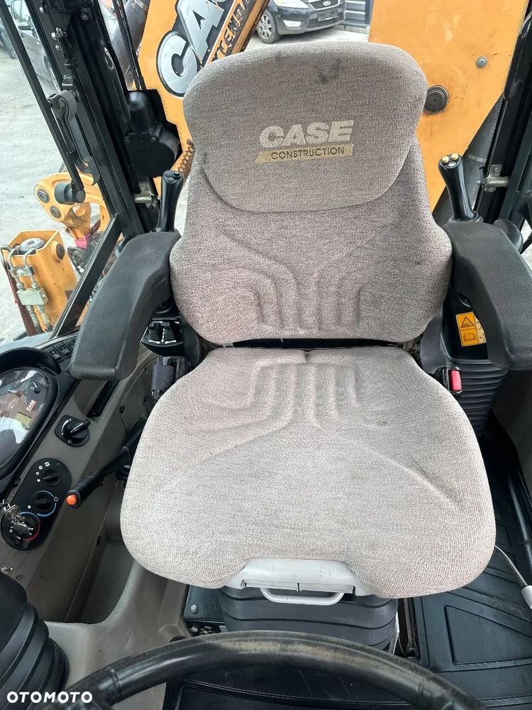 Case 590ST - 25