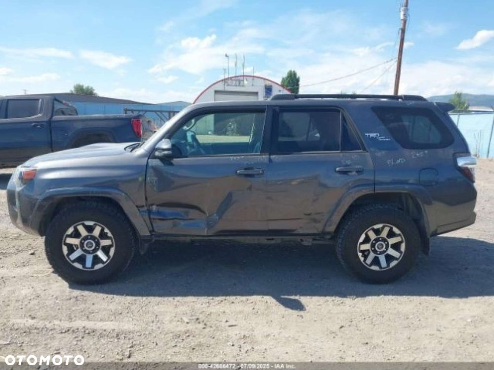 Toyota 4-Runner - 6