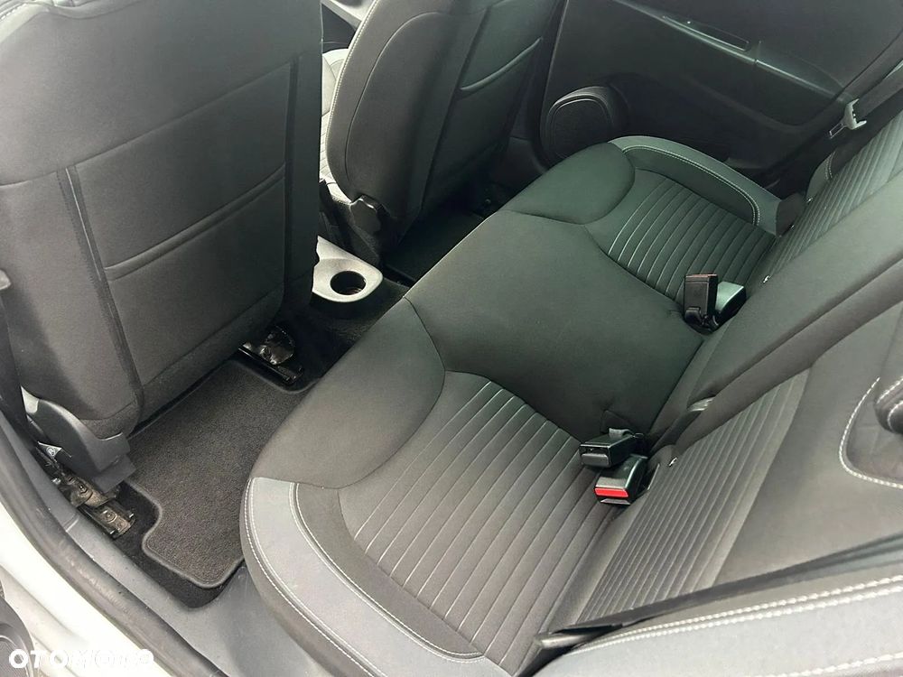 Renault Clio Grandtour dCi 90 Limited - 6