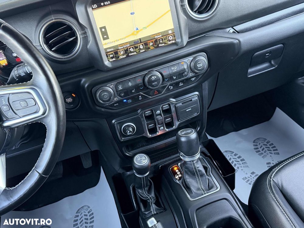 Jeep Wrangler 2.0 4xe AT8 PHEV Sahara - 19