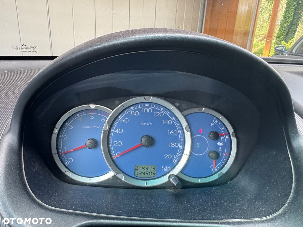 Mitsubishi L200 2.5 DID Intense + - 40
