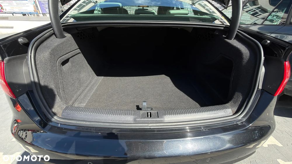 Audi A4 Limousine 2.0 TDI Multitronic - 15