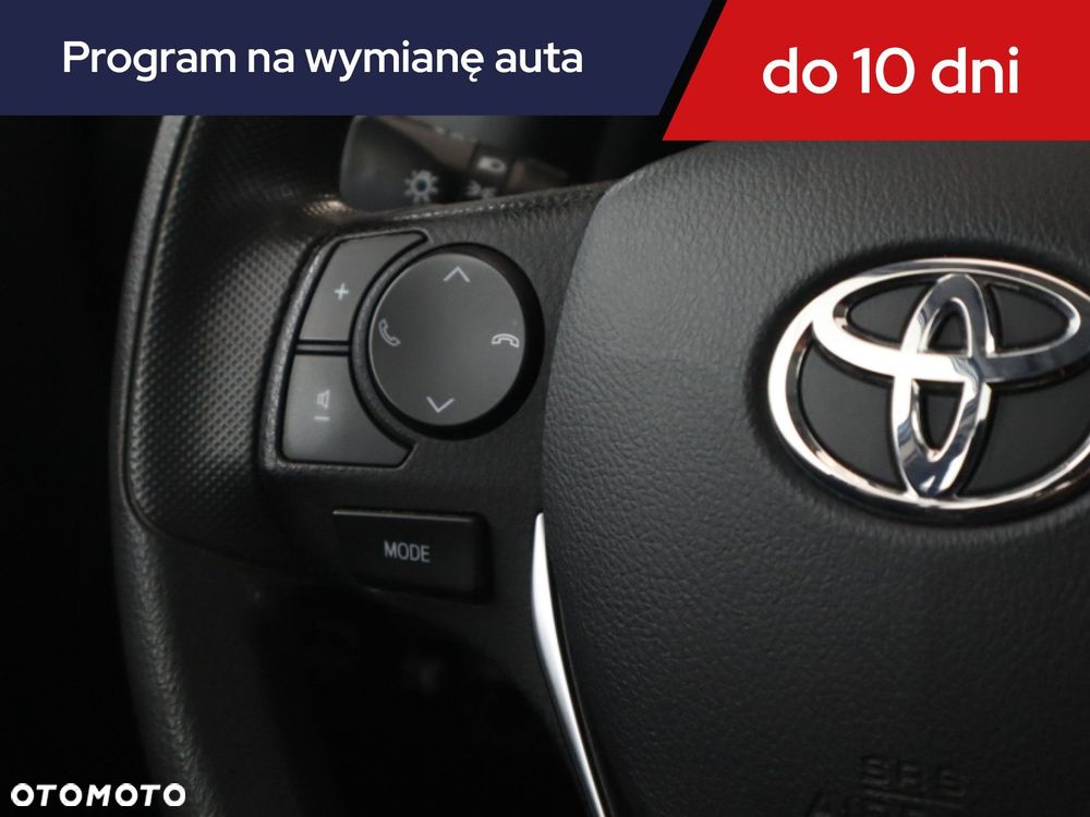 Toyota Auris - 18