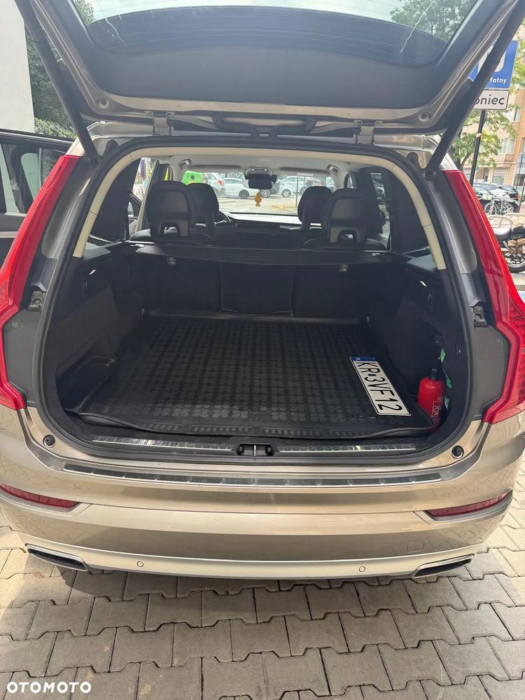 Volvo XC 90 - 12