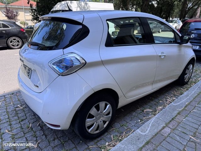 Renault Zoe - 11