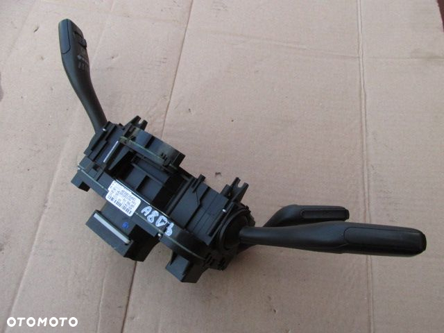 Audi A8 D3 lift Manetka przełącznik zespolony pod kierownicę 4E0953549C - 5