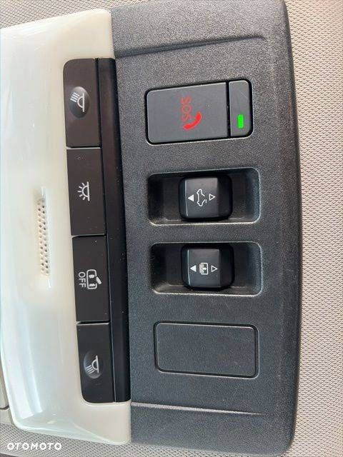 Nissan Rogue - 17