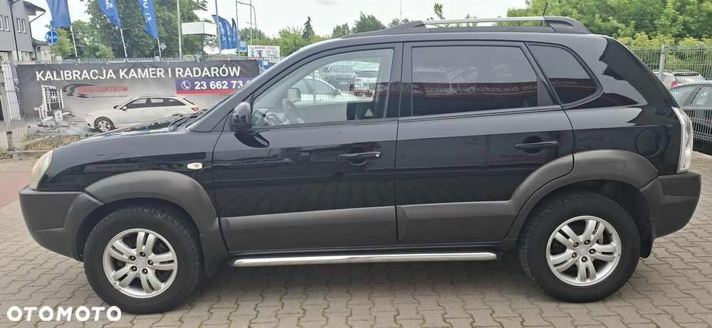 Hyundai Tucson 2.0 2WD GLS - 25