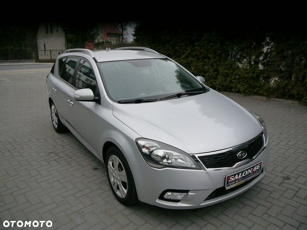Kia Ceed - 3