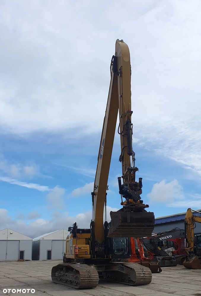 Caterpillar 330 F - 5