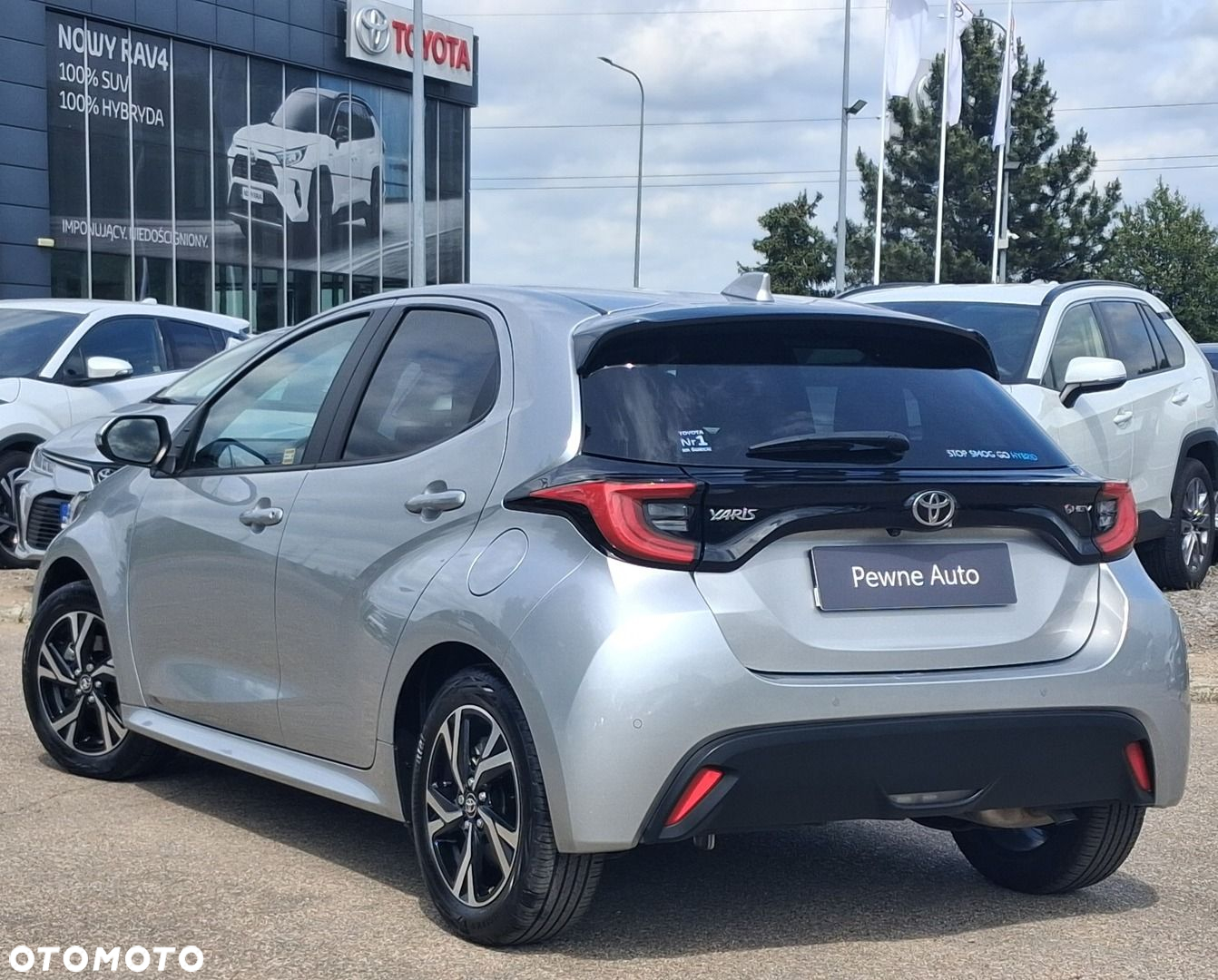 Toyota Yaris - 11