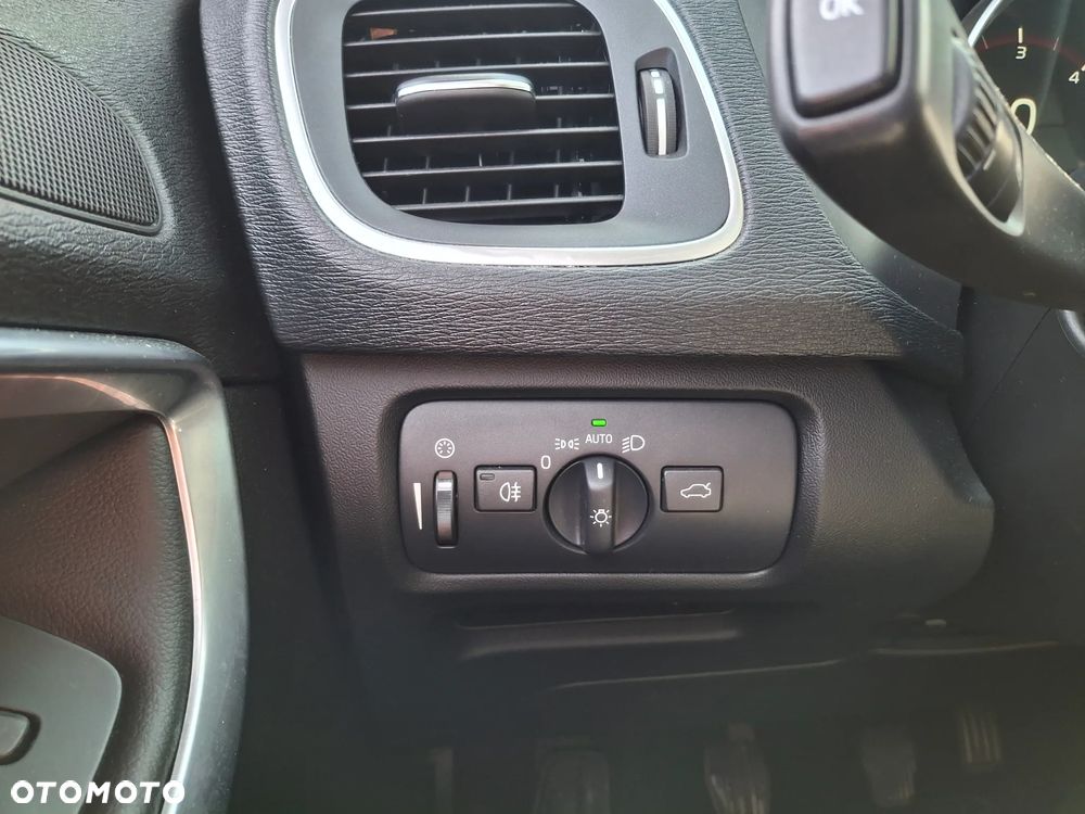 Volvo V40 D2 Drive-E Inscription - 12