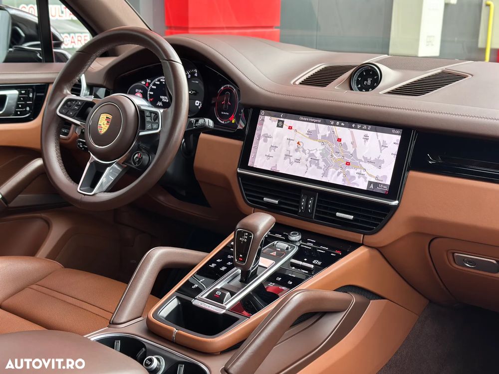 Porsche Cayenne S - 2
