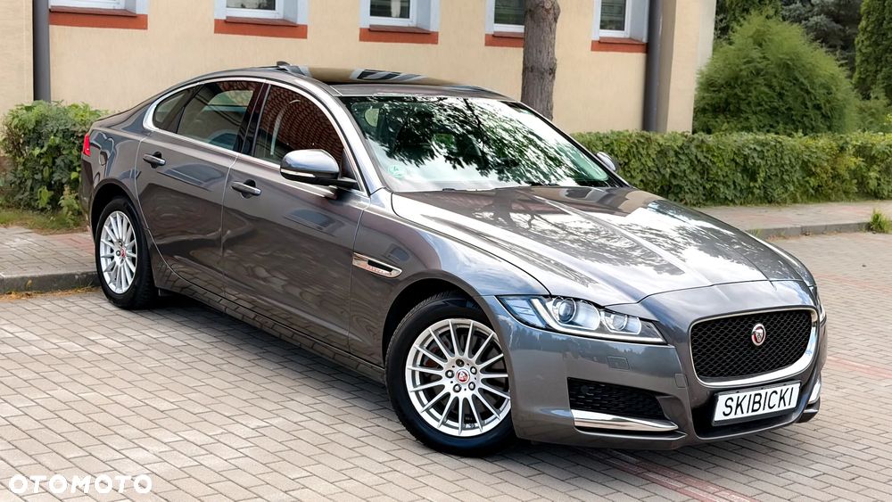 Jaguar Xf 2018 photo 4