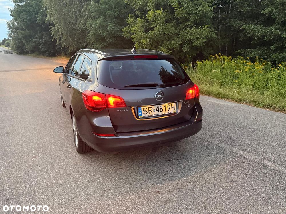 Opel Astra 1.7 CDTI - 9