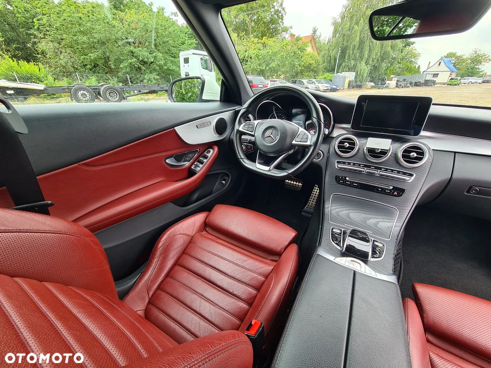 Mercedes-Benz Klasa C 180 7G-TRONIC - 39