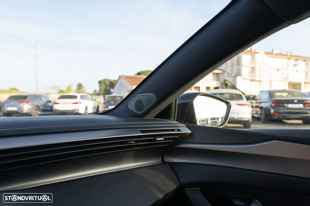 Peugeot 308 1.6 Hybrid GT e-EAT8 - 23