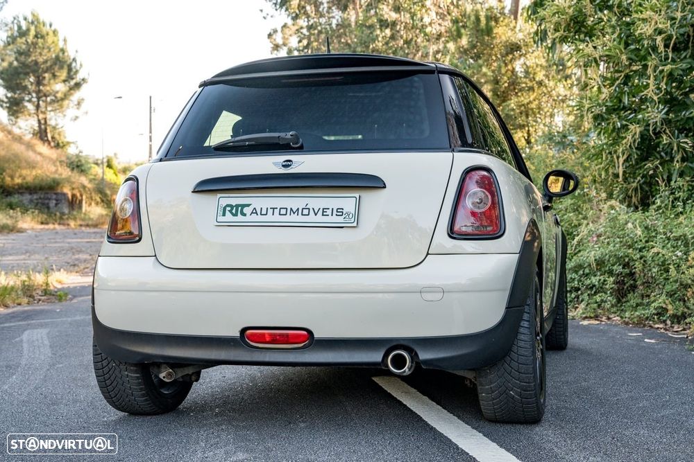 MINI 3 Portas Cooper D - 15