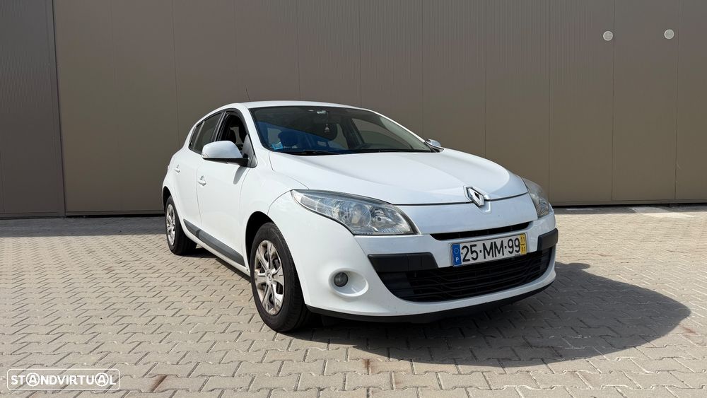 Renault Mégane 1.5 dCi Confort - 1