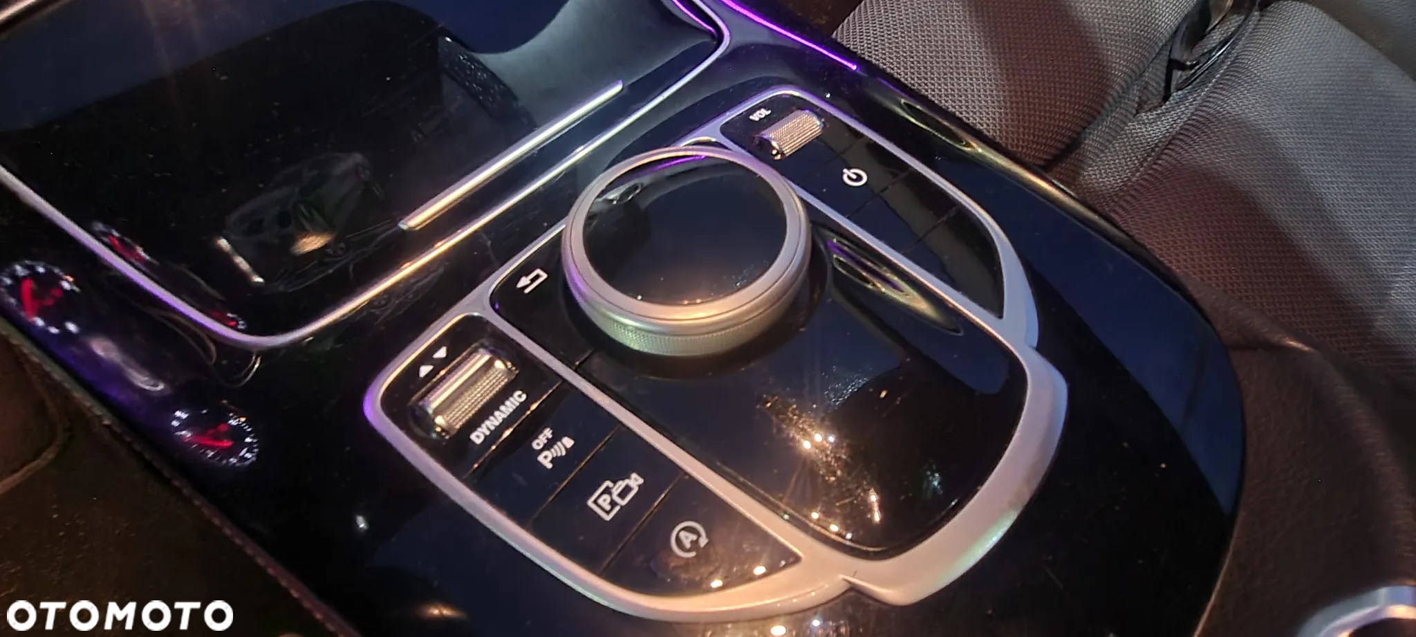 Mercedes-Benz Klasa E 220 d 9G-TRONIC AMG Line - 8