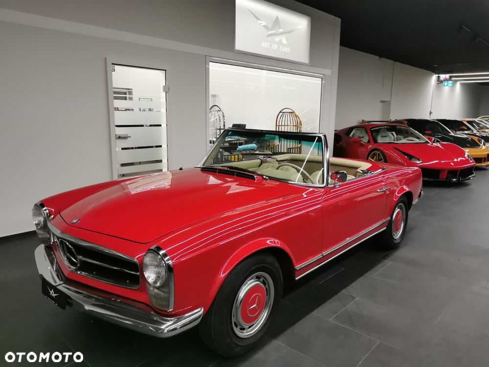 Mercedes-Benz SL - 1