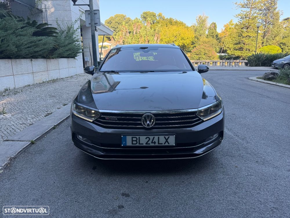 VW Passat Variant - 16