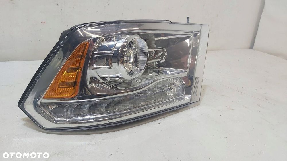 LAMPA PRZÓD PRZEDNIA PRAWA DODGE RAM 1500 LIFT - 2