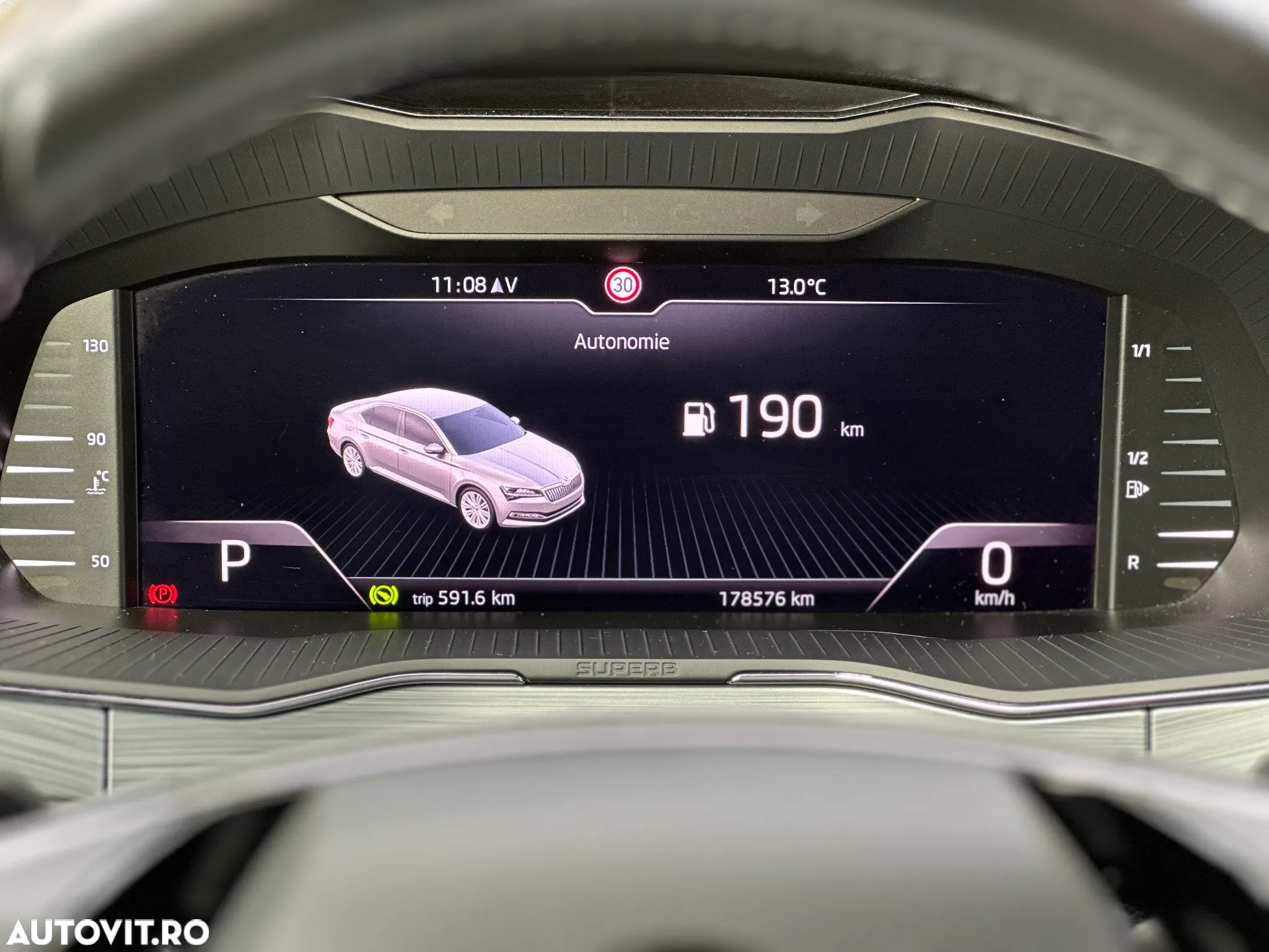 Skoda Superb 2.0 TDI DSG Style - 14