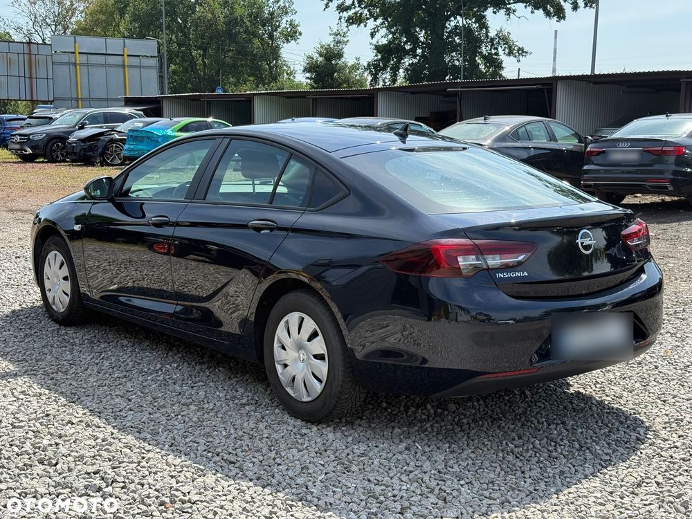 Opel Insignia 1.5 T Enjoy S&S - 12