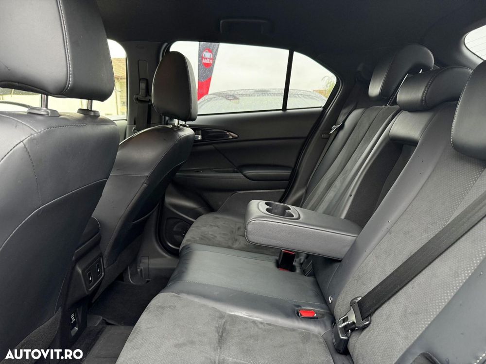 Mitsubishi Eclipse-Cross - 28