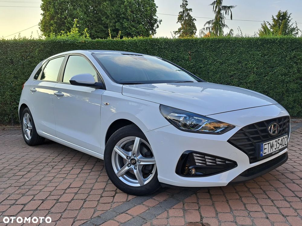 Hyundai i30 1.5 DPI Classic + - 3