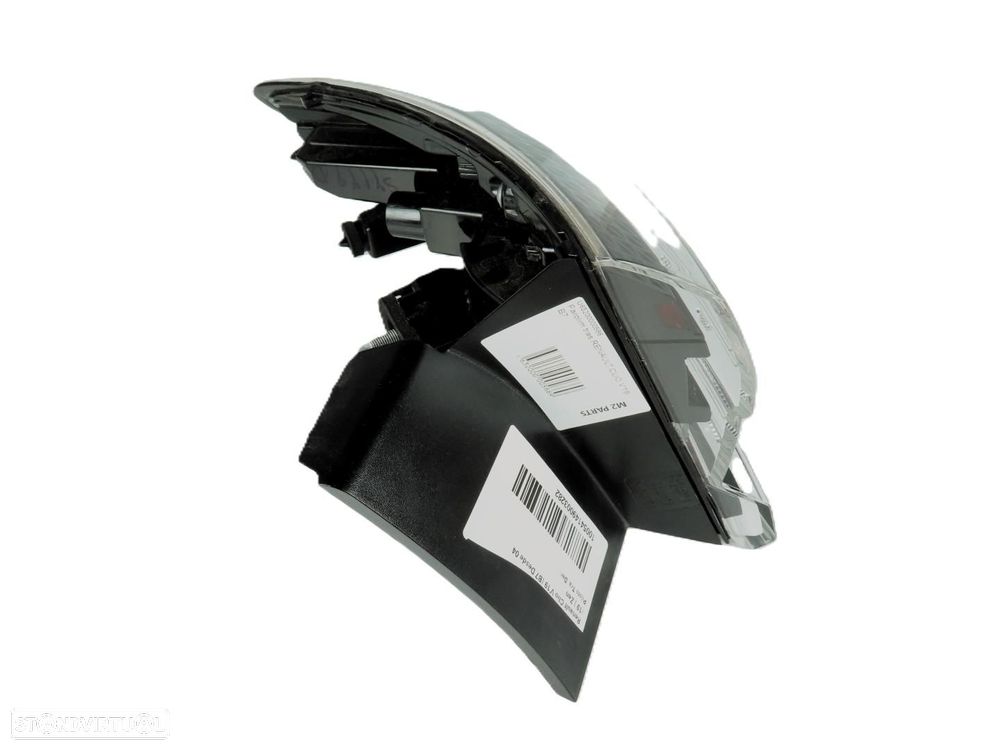 Farolim LED Direito/Trás Usado / Original RENAULT Clio V Hatchback (B7) 26550540... - 2