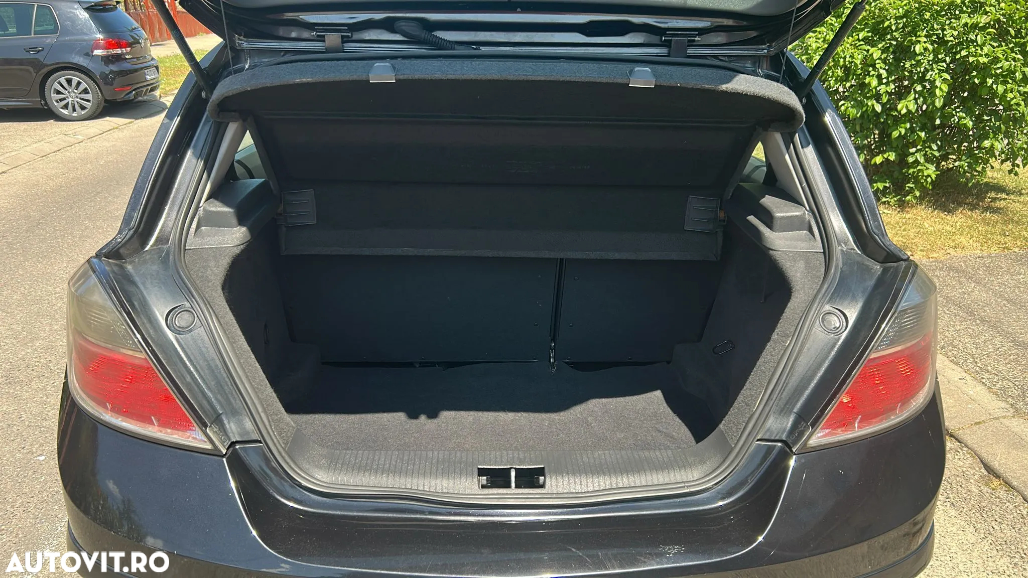 Opel Astra 1.4i 16V Club - 10