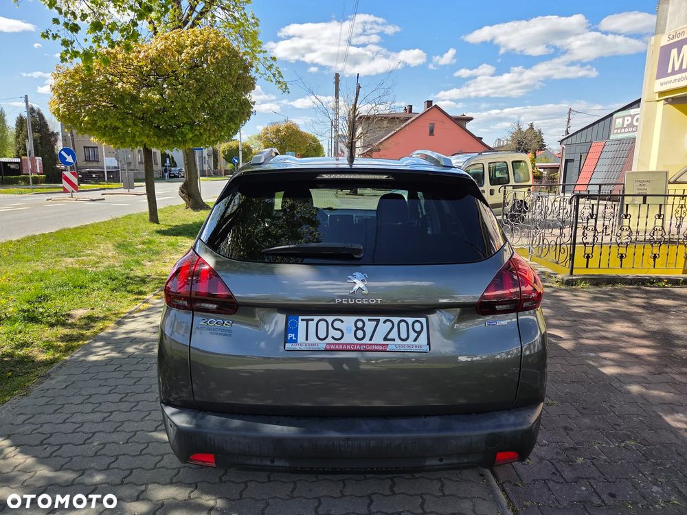 Peugeot 2008 1.2 Pure Tech Style EU6 - 25