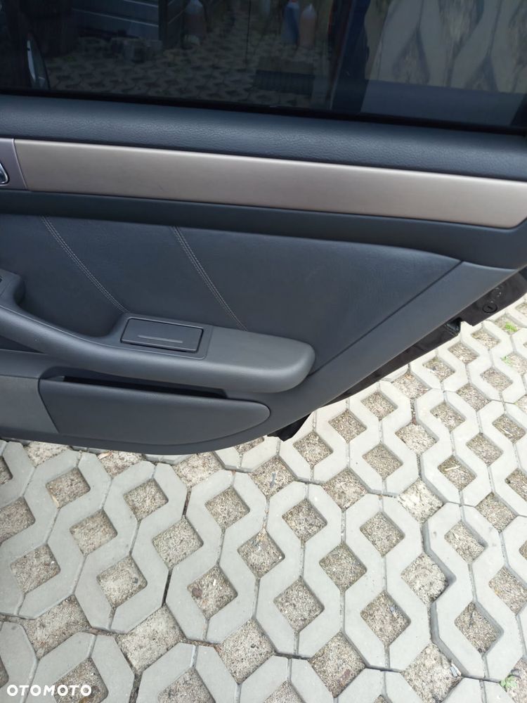 Audi A6 Limousine - 8