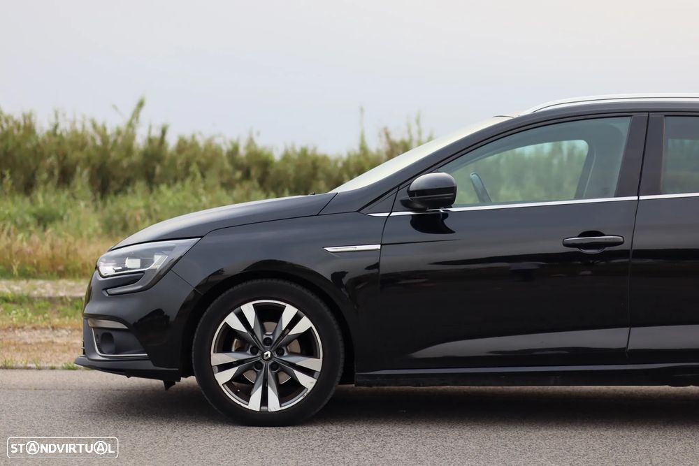 Renault Mégane Sport Tourer ENERGY dCi 110 EDC BOSE EDITION - 12