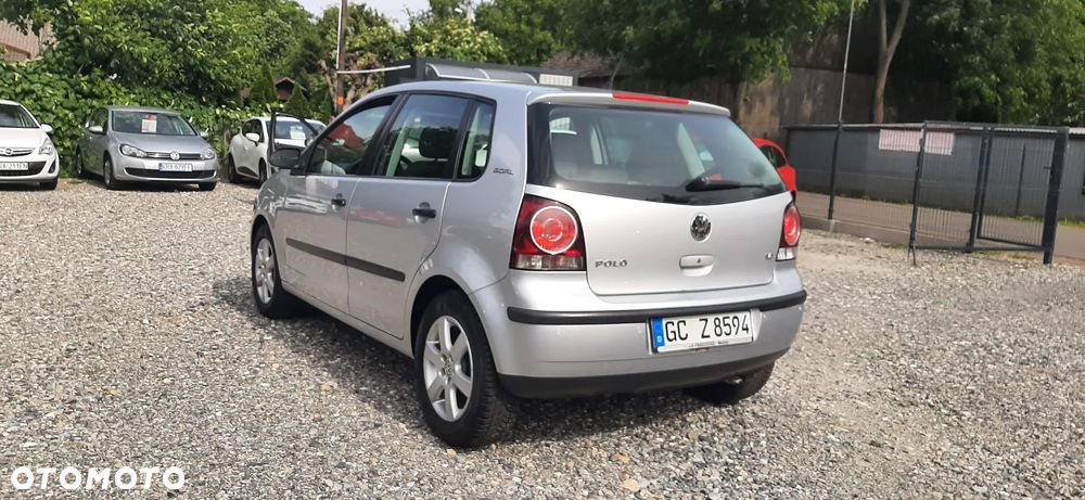 Volkswagen Polo - 17