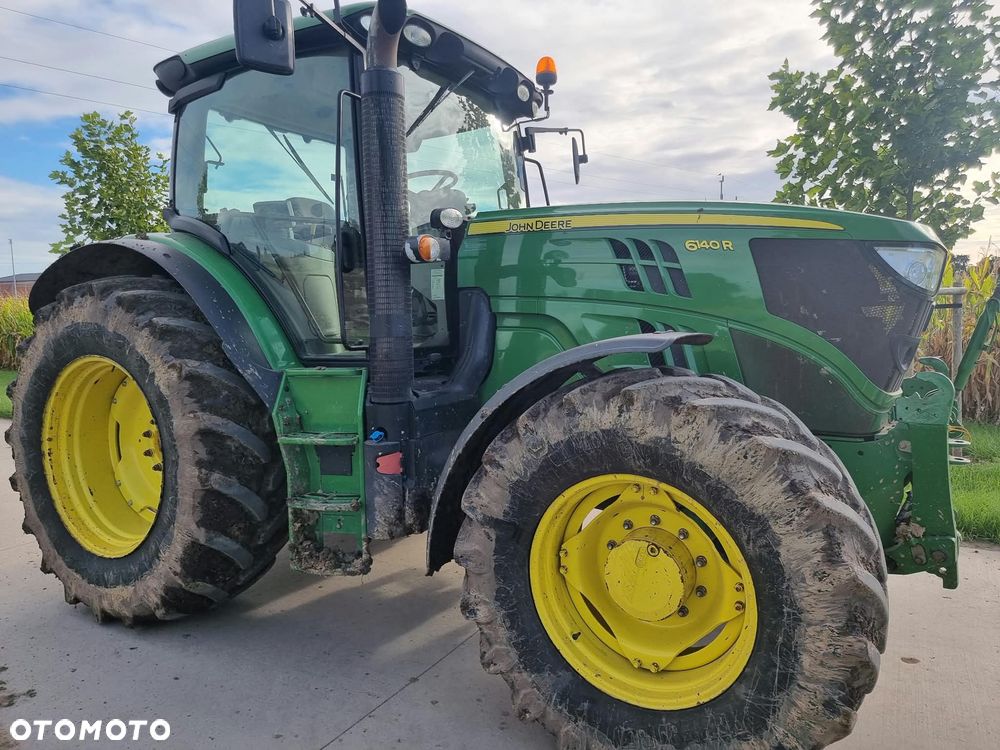John Deere John Deere 6140R - 1