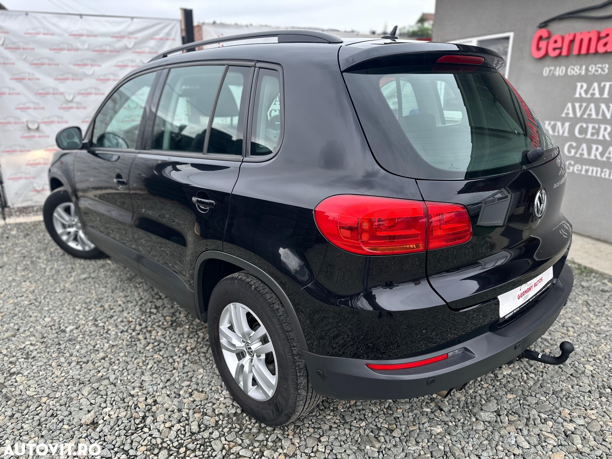 Volkswagen Tiguan - 4